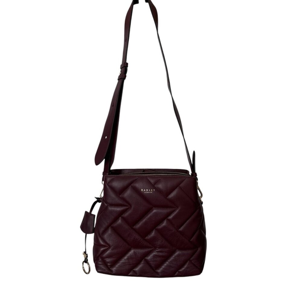 RADLER LONDON Duke's Place Quilt Medium Compartment Leather Burgundy Bag